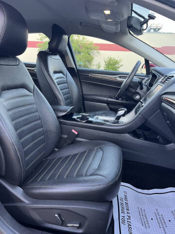 2014 Ford Fusion Hybrid SE