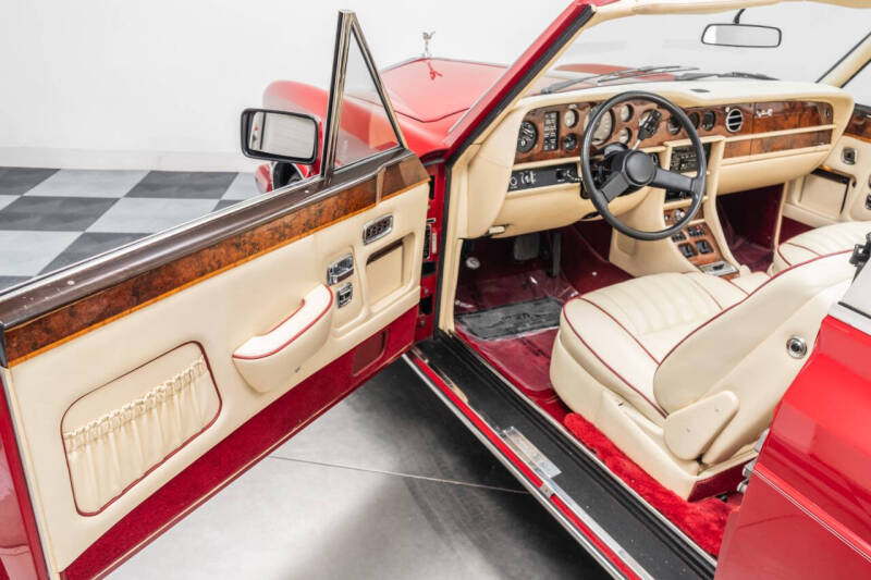 1987 Rolls-Royce Corniche