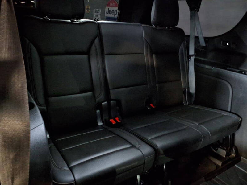 2021 Chevrolet Suburban High Country