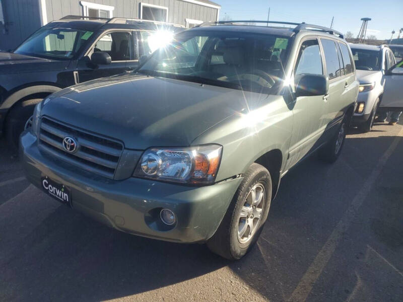 2004 Toyota Highlander for sale at Independent Auto - Main Street Motors in Rapid City SD