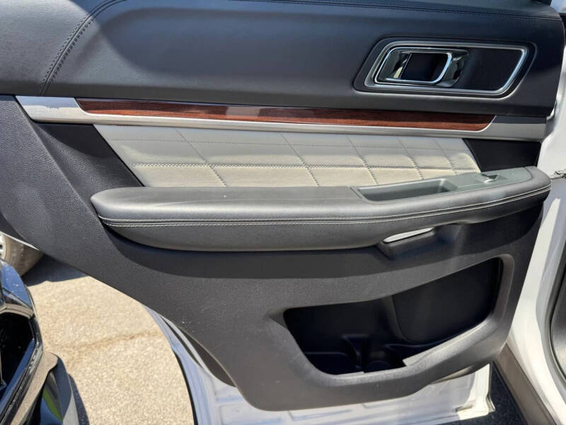 2019 Ford Explorer Platinum