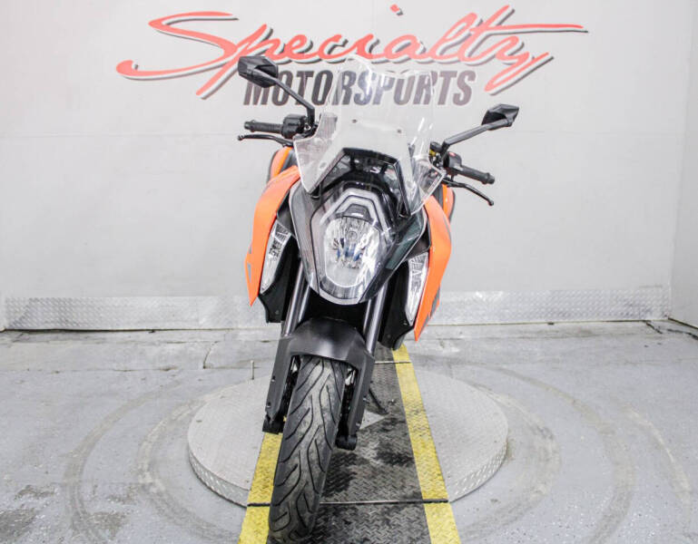 2016 KTM 1290 Super Duke R