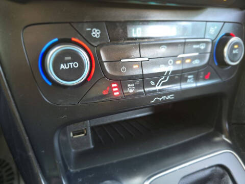 2017 Ford Focus Titanium