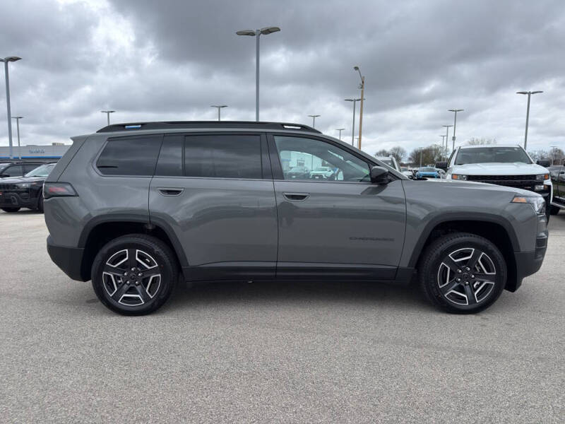 2026 Jeep Cherokee Laredo