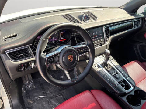 2018 Porsche Macan GTS