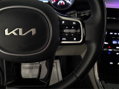 2022 Kia Carnival EX