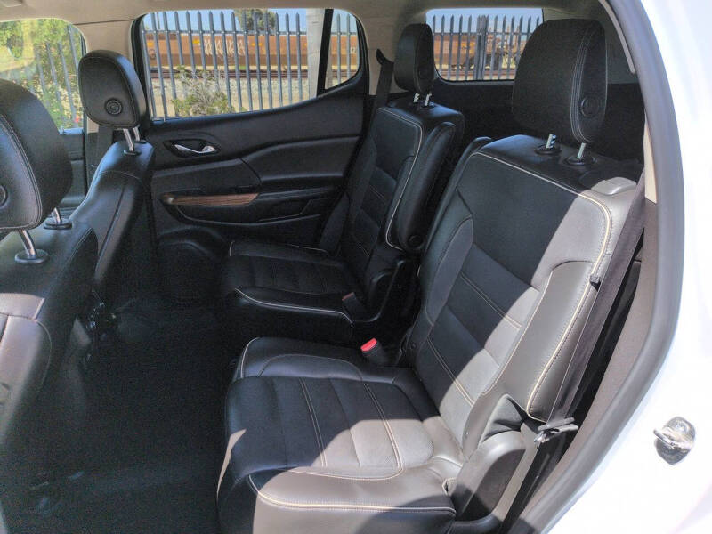 2019 GMC Acadia Denali