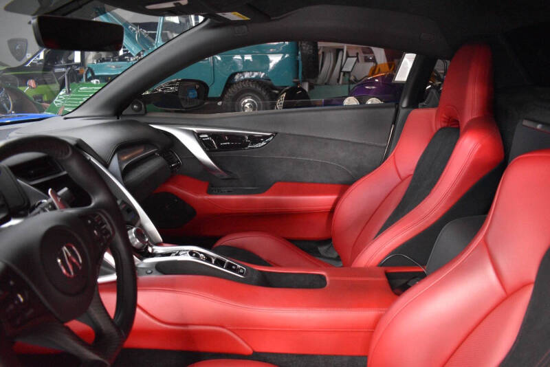 2017 Acura NSX SH-AWD Sport Hybrid