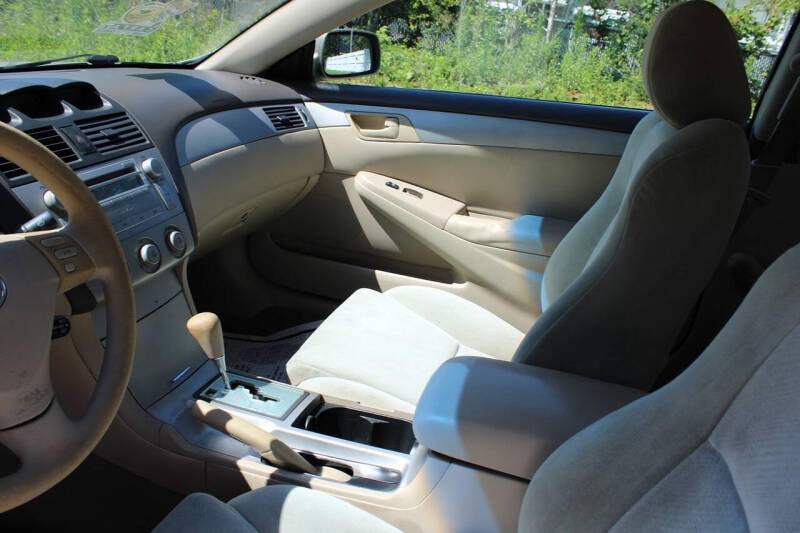 2004 Toyota Camry Solara SE