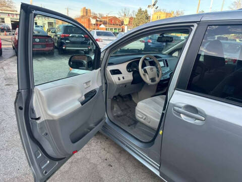 2014 Toyota Sienna