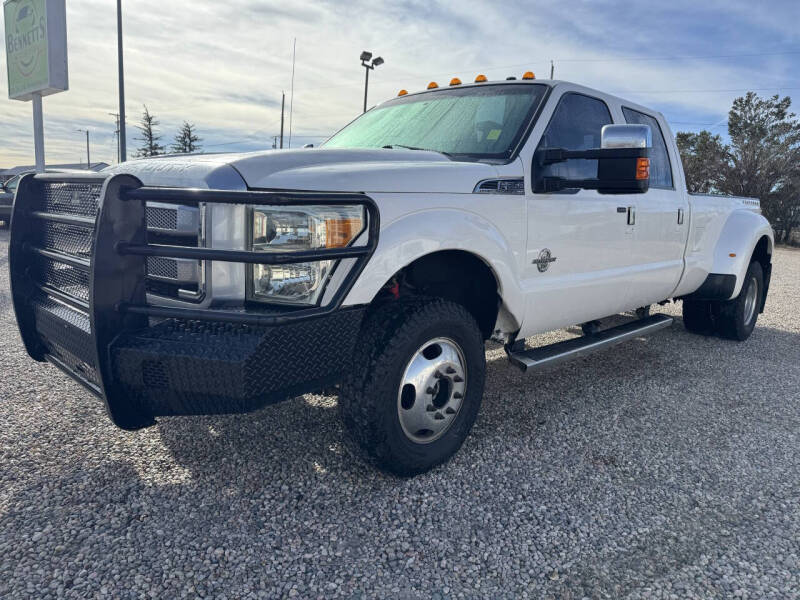 2016 Ford F-350 Super Duty Lariat's photo