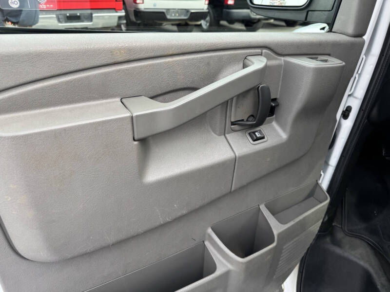 2019 Chevrolet Express LS 3500