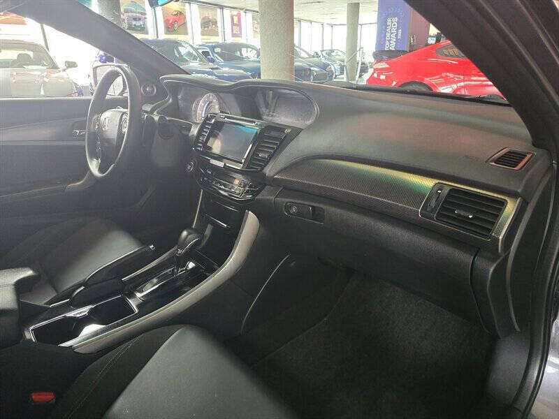 2017 Honda Accord EX