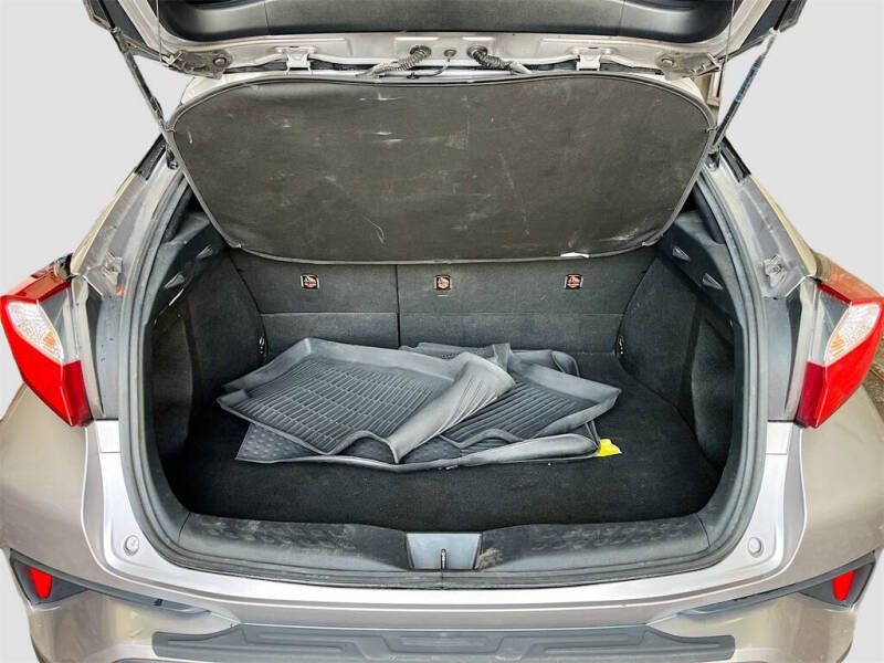 2018 Toyota C-HR XLE