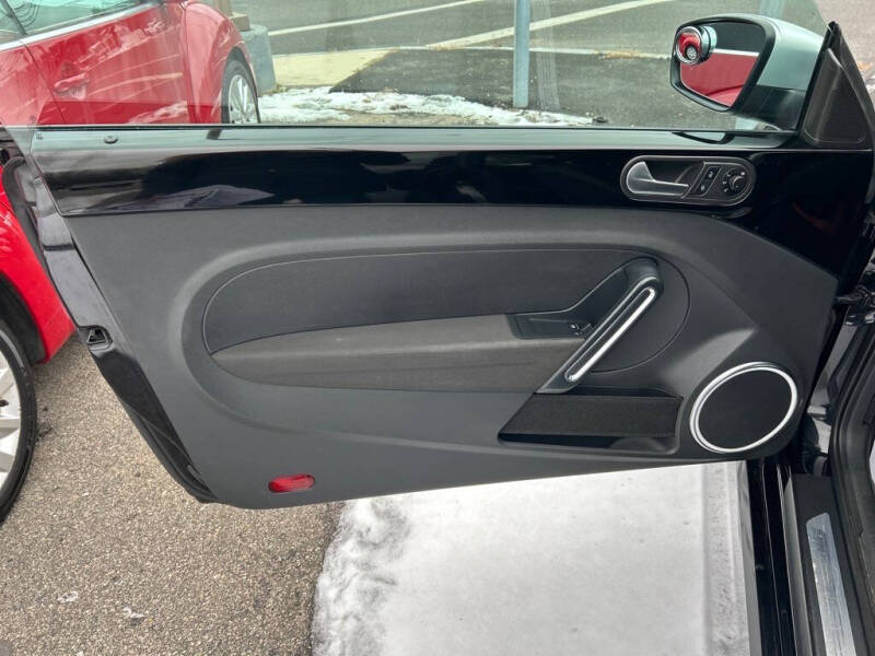 2012 Volkswagen Beetle Black Turbo PZEV