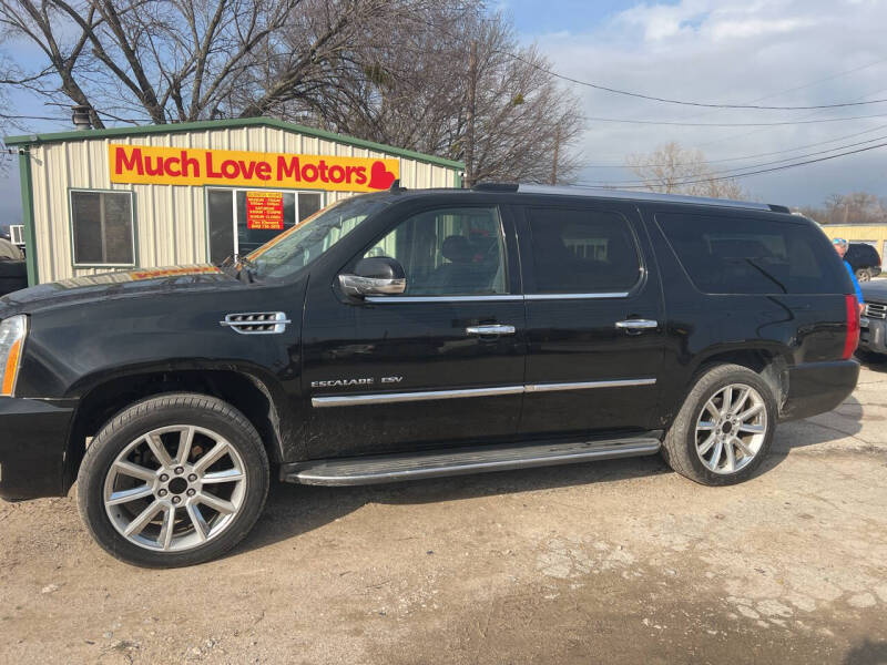 2011 Cadillac Escalade ESV for sale at Much Love Motors in Gainesville TX