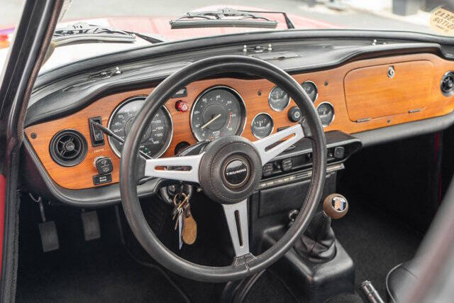 1973 Triumph TR6 15