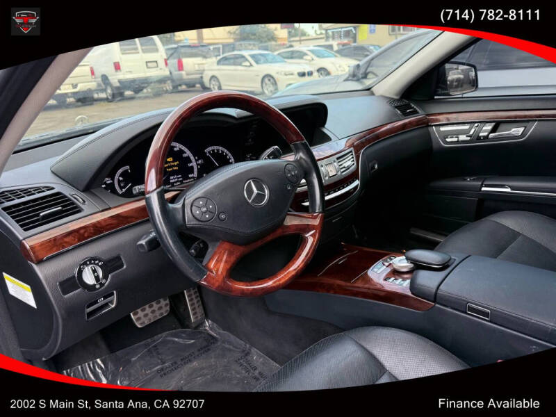 2012 Mercedes-Benz S-Class S 550