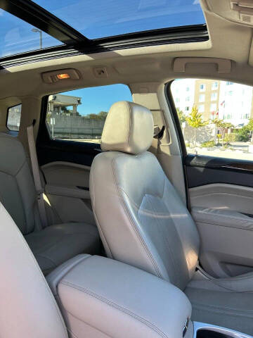 2012 Cadillac SRX Performance Collection