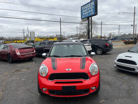 2012 MINI Cooper Countryman for sale at TIGER AUTO SALES INC in Redford MI