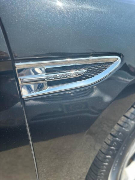 2014 Ford Taurus SEL