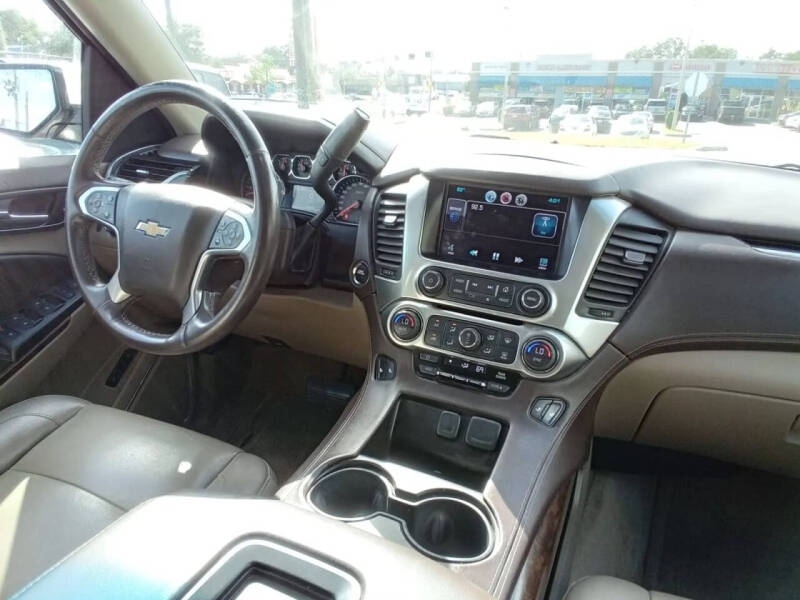 2015 Chevrolet Suburban LT