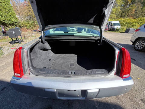 2011 Cadillac DTS Luxury Collection