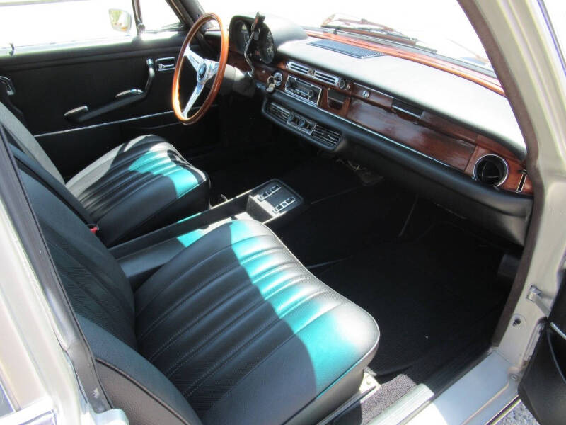 1970 Mercedes-Benz 280-Class