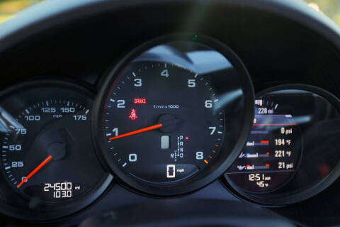 2021 Porsche 718 Boxster