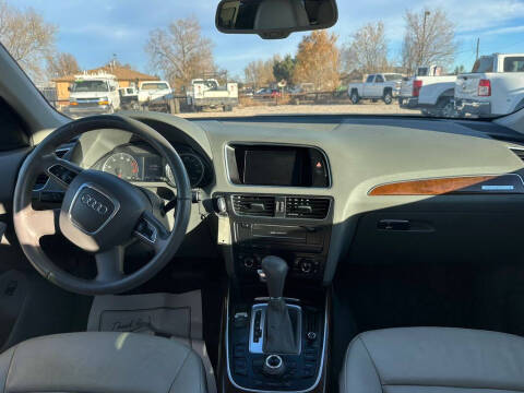 2011 Audi Q5 2.0T quattro Premium Plus