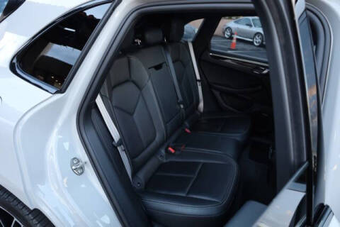 2023 Porsche Macan S