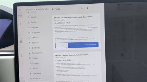 2023 Tesla Model X Standard Range