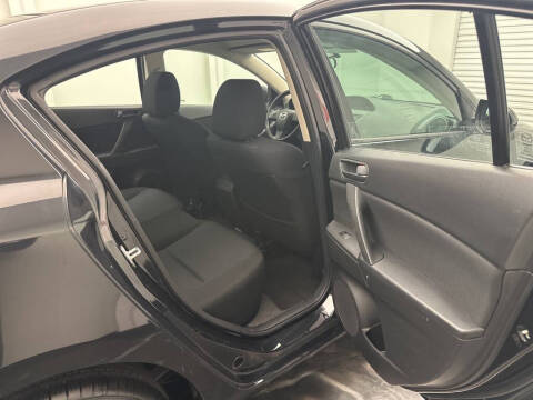 2011 Mazda MAZDA3 i Sport