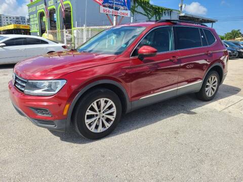 2018 Volkswagen Tiguan for sale at INTERNATIONAL AUTO BROKERS INC in Hollywood FL