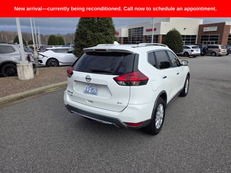 2018 Nissan Rogue SV