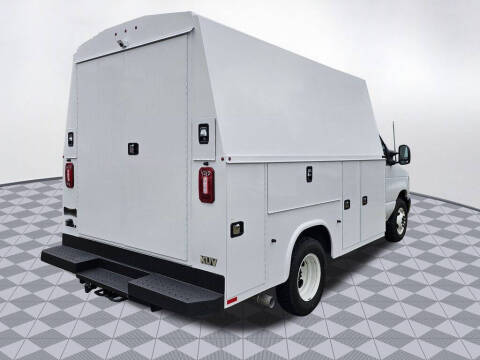 2024 Ford E-Series