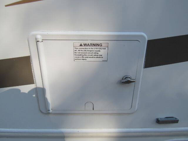 2017 Ford E-Series E-450 SD