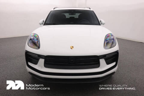 2025 Porsche Macan