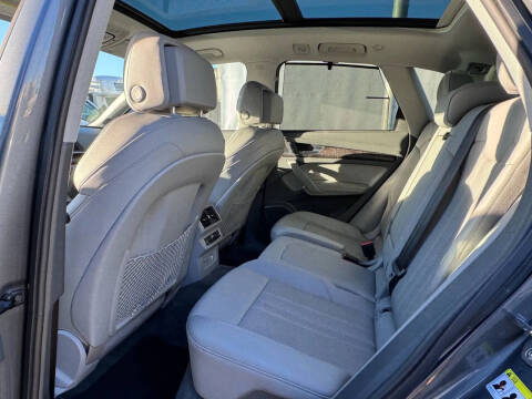 2019 Audi Q5 quattro Prestige 45 TFSI