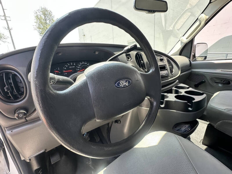 2006 Ford E-Series