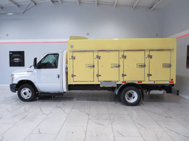 2019 Ford E-Series E-450 SD