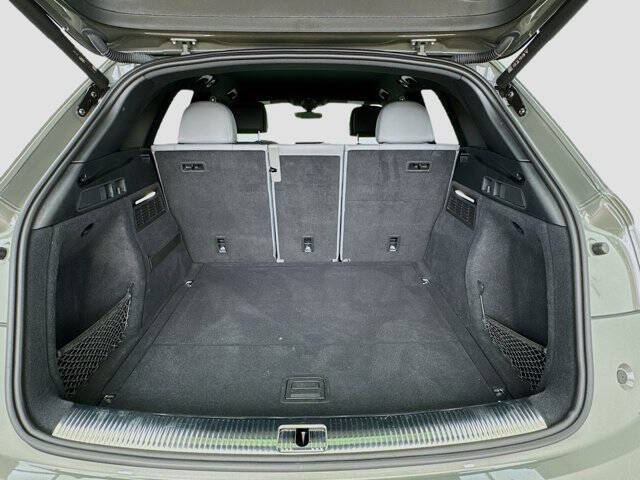 2023 Audi SQ5 3.0T quattro Premium