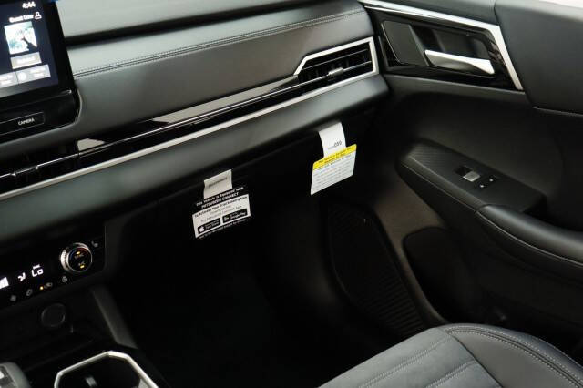 2026 Mitsubishi Outlander LE