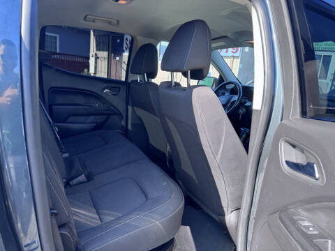 2017 Chevrolet Colorado LT