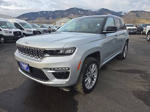 2022 Jeep Grand Cherokee Summit