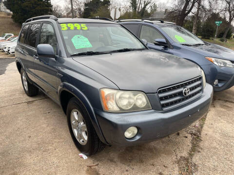 2002 Toyota Highlander for sale at Motley's Auto World in Danville VA