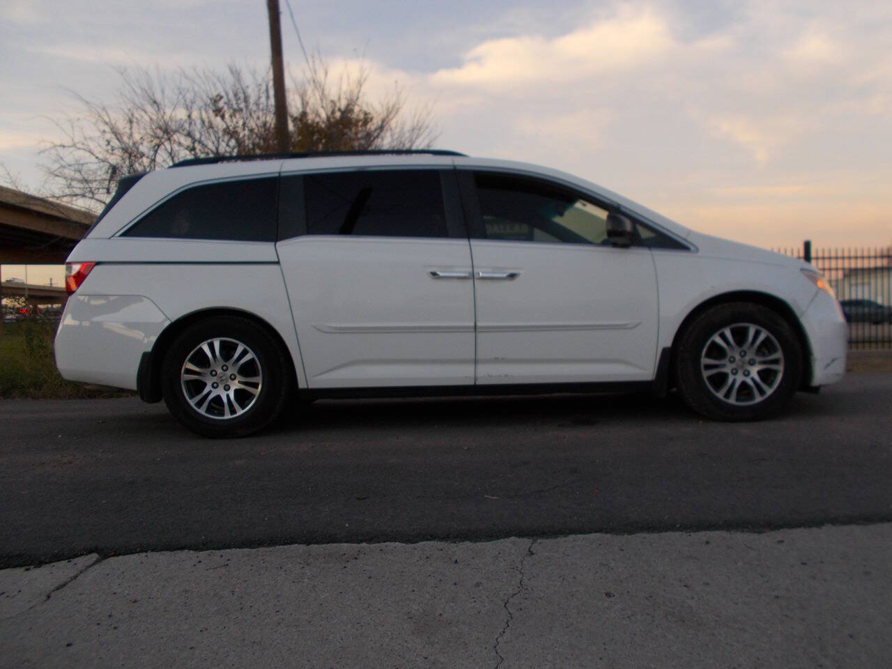 2012 Honda Odyssey for sale at Chachan Auto Sales in Dallas, TX