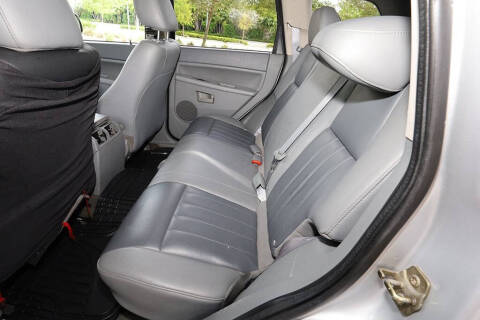 2006 Jeep Grand Cherokee Laredo