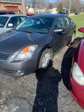 2009 Nissan Altima for sale at Knowlton Motors, Inc. in Freeport IL
