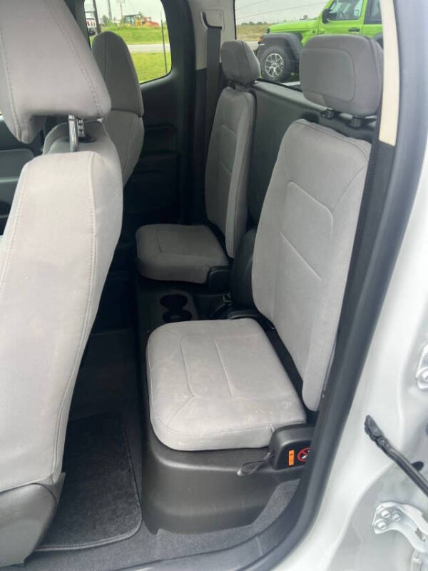 2022 GMC Canyon Elevation Standard